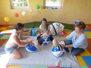 Babyturnen und Babymassage – Neue Kurse ab 04.06.2014